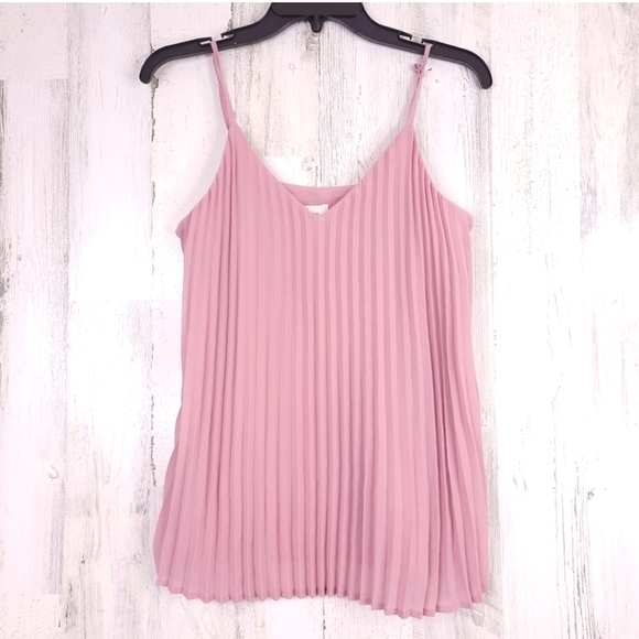 a new day Tops - 🚨SOLD🚨